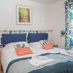 Casa Vina: A Spectacular Away From It *