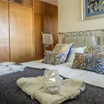 Casa Vina: A Spectacular Away From It *
