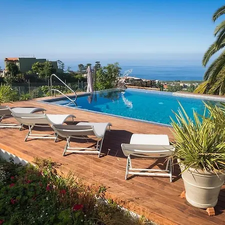 Villa Casa Viña: A Spectacular Away From It *