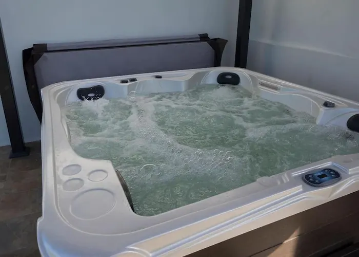 Casa Vina: A Spectacular Away From It Villa